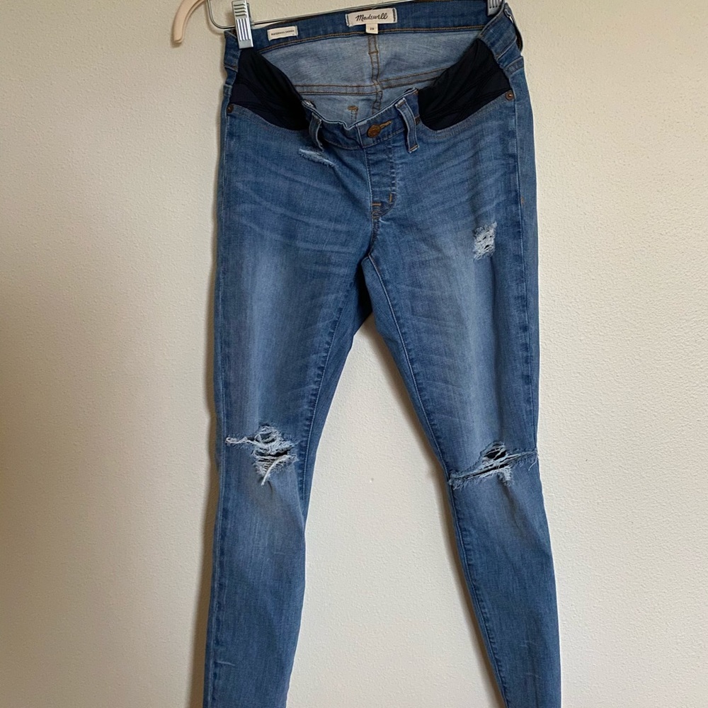 Made well maternity Skinny Jeans under belly